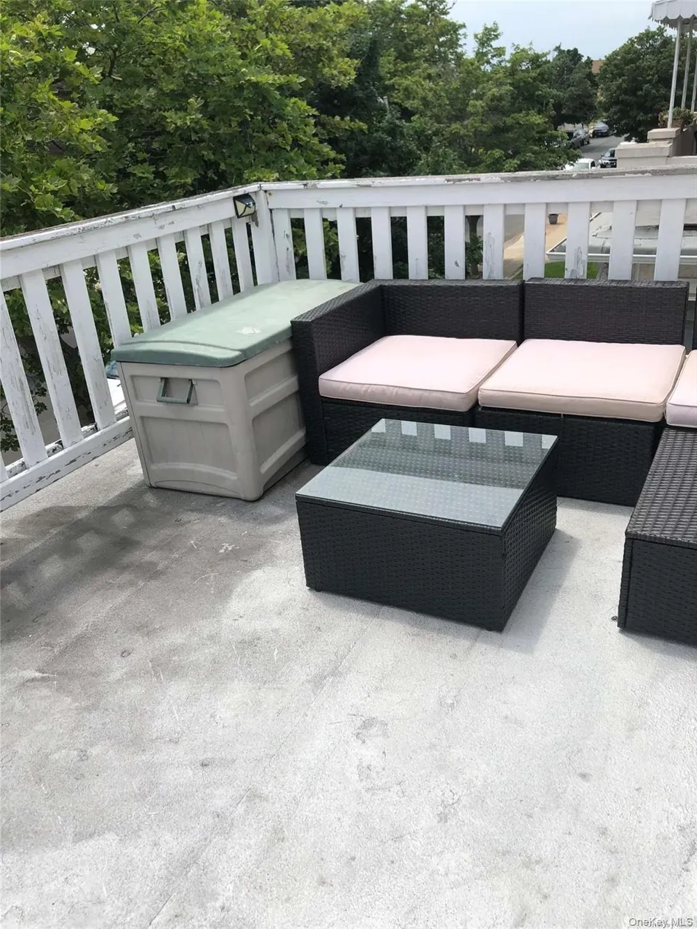 147 E Walnut Street #upper Long Beach, NY 11561