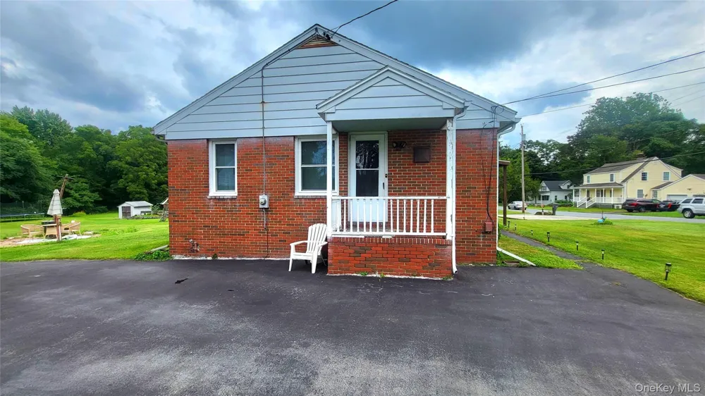 6 Bircher Avenue Poughkeepsie, NY 12601