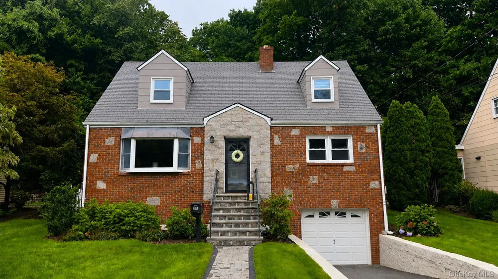 24 Dogwood Drive Scarsdale, NY 10583