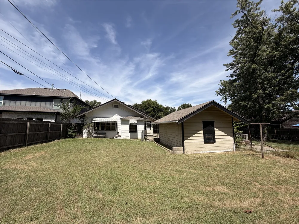 3218 E 3rd Street Tulsa, OK 74104