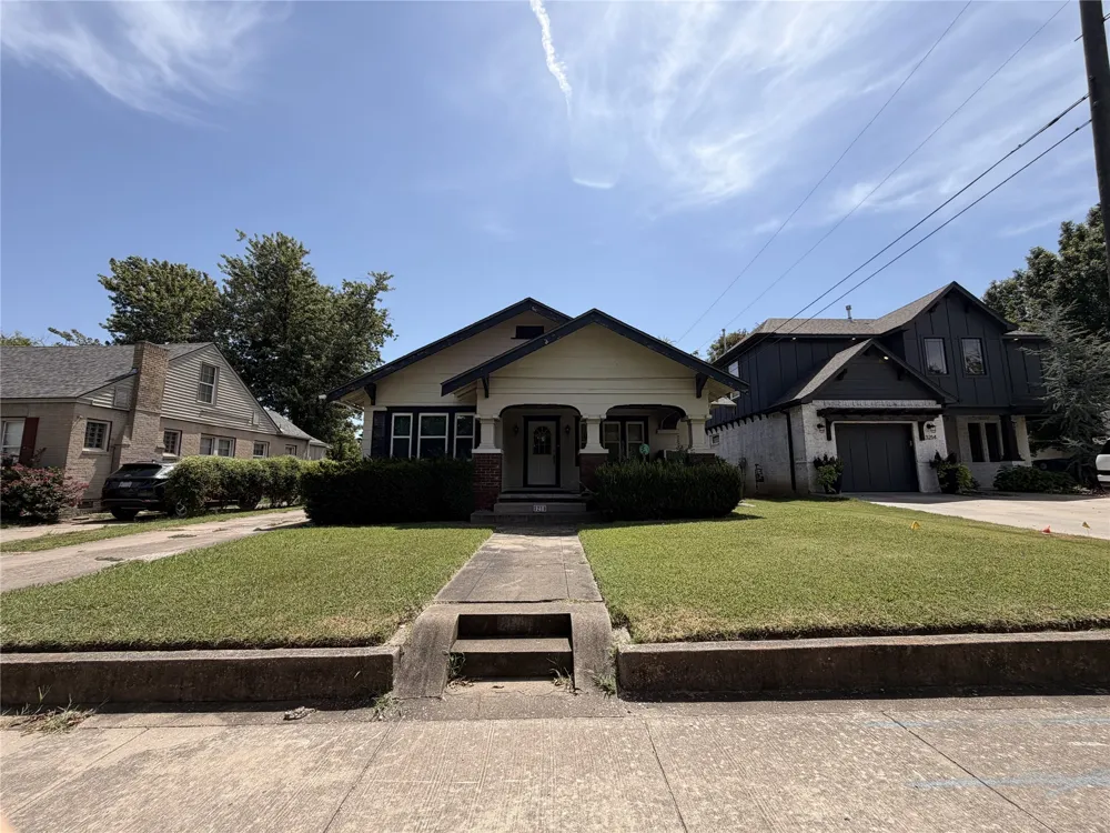 3218 E 3rd Street Tulsa, OK 74104