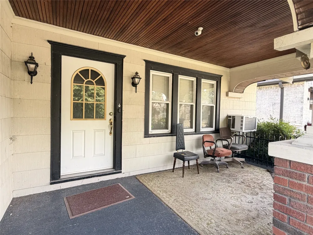 3218 E 3rd Street Tulsa, OK 74104