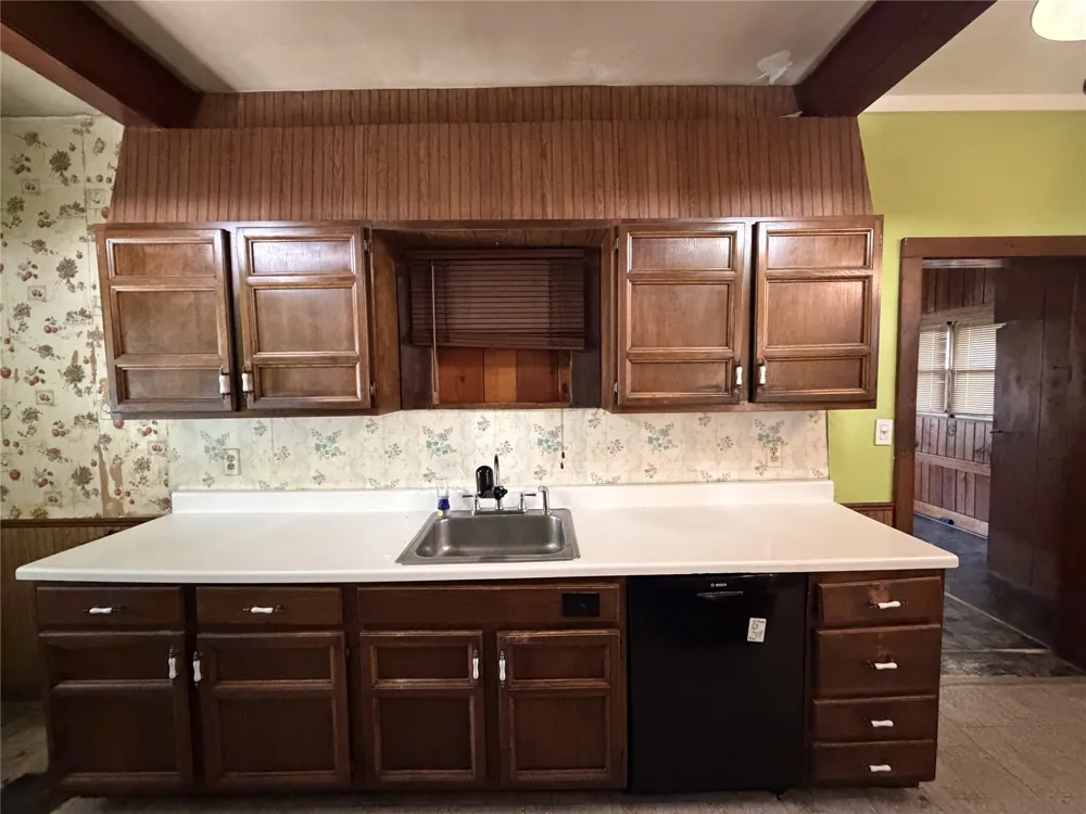 3218 E 3rd Street Tulsa, OK 74104