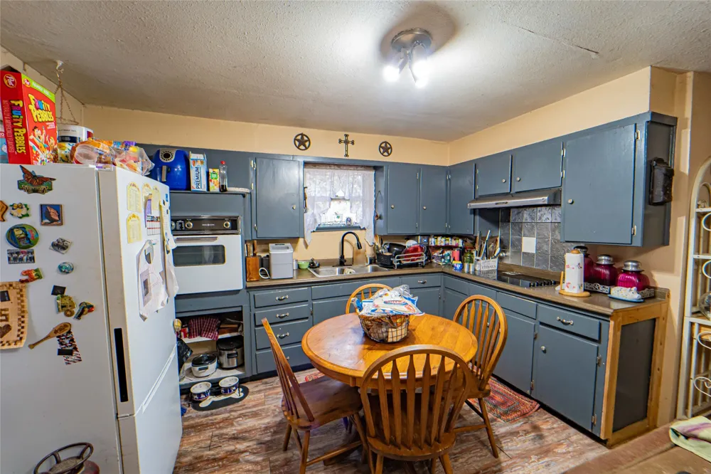 3001 County Road 305 Breckenridge, TX 76424