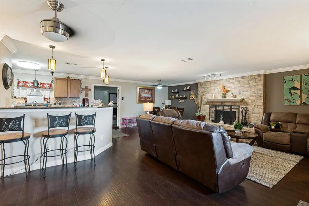 3802 Yellowstone Street Irving, TX 75062