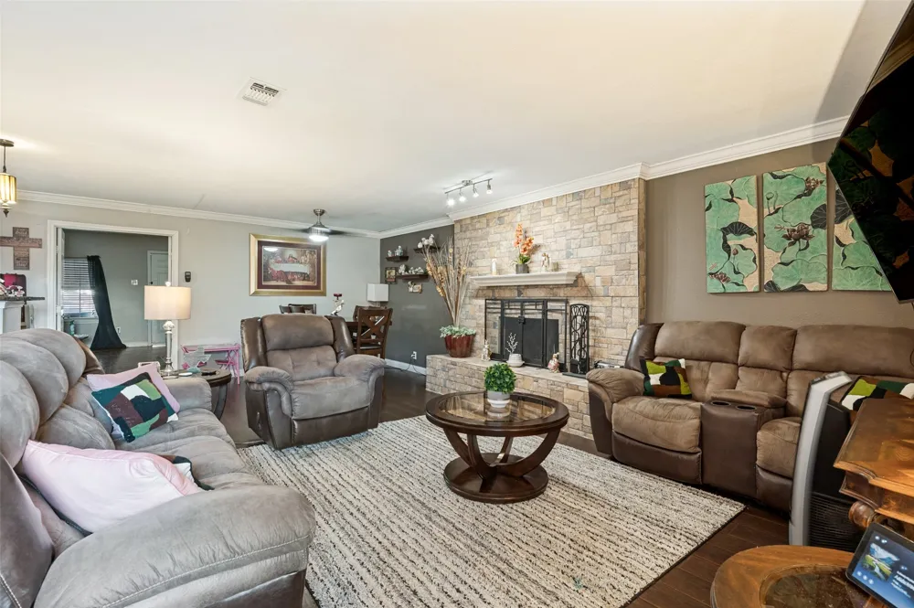 3802 Yellowstone Street Irving, TX 75062