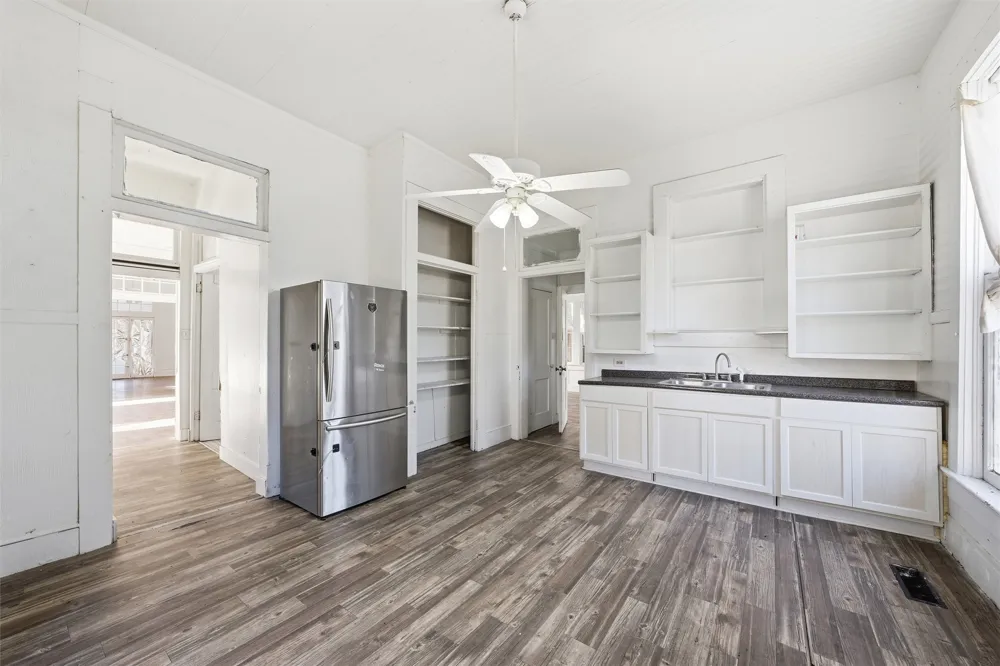 1601 Columbus Avenue Waco, TX 76701