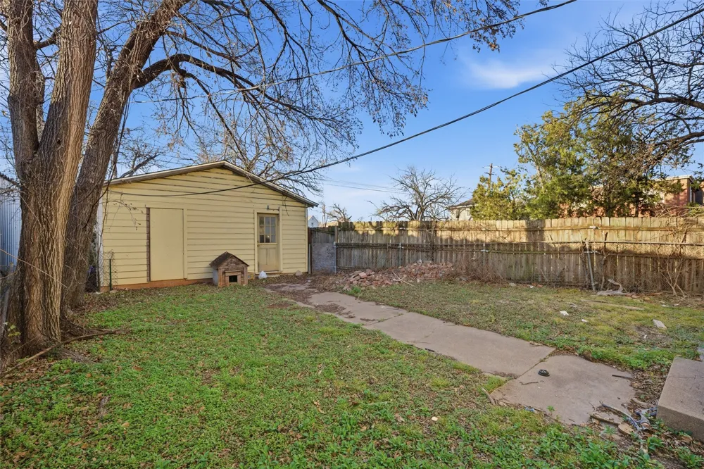 1601 Columbus Avenue Waco, TX 76701