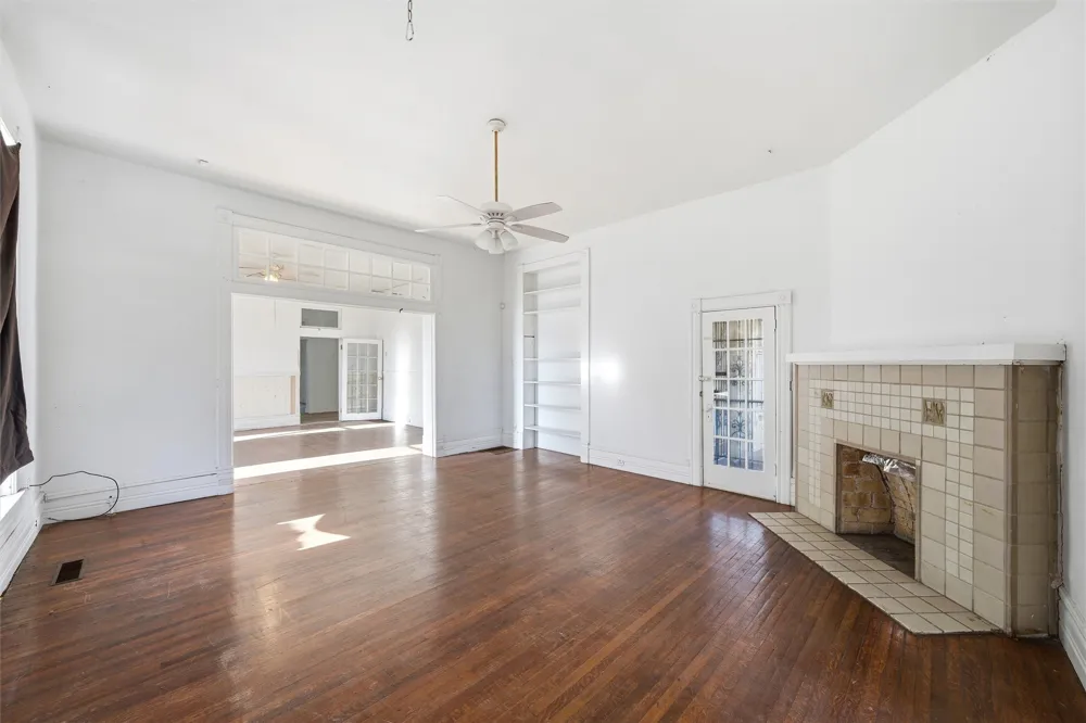 1601 Columbus Avenue Waco, TX 76701