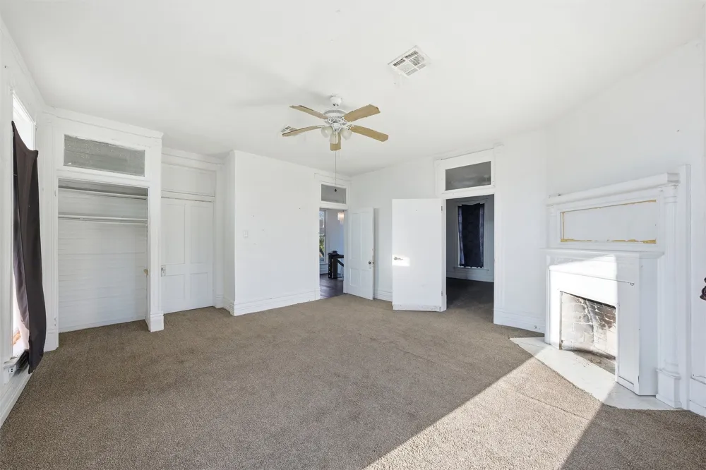 1601 Columbus Avenue Waco, TX 76701