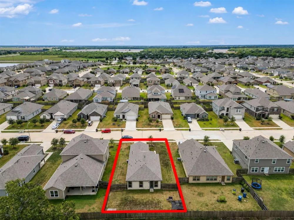 6011 Whitewing Road Rosenberg, TX 77469