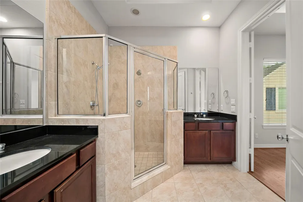 3848 Center Street Houston, TX 77007