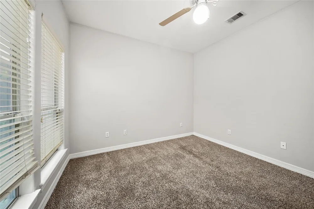 3848 Center Street Houston, TX 77007