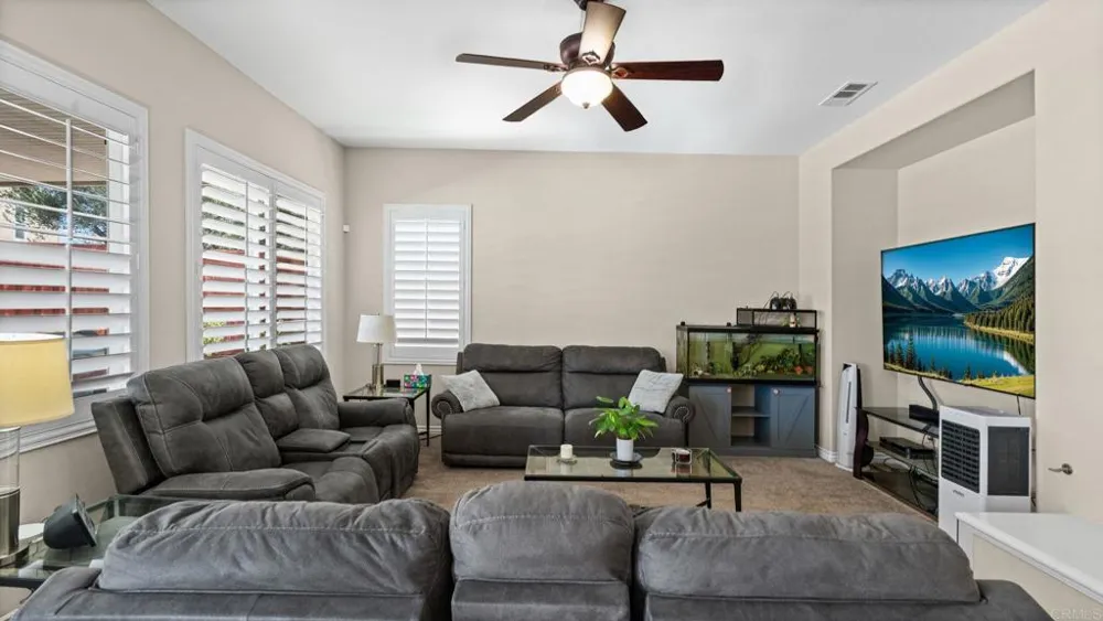 33982 Baystone Street Temecula, CA 92592