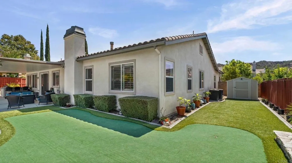 33982 Baystone Street Temecula, CA 92592