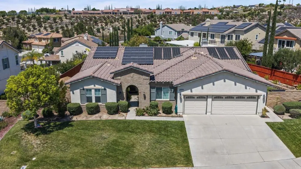 33982 Baystone Street Temecula, CA 92592