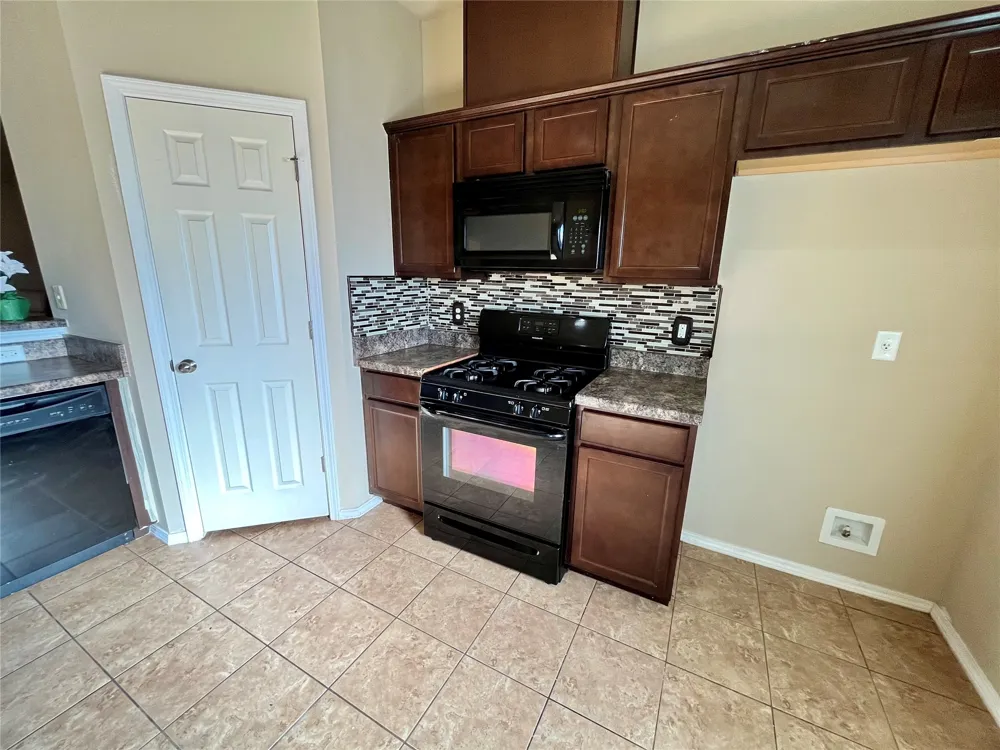 14795 S Hickory Place Glenpool, OK 74033