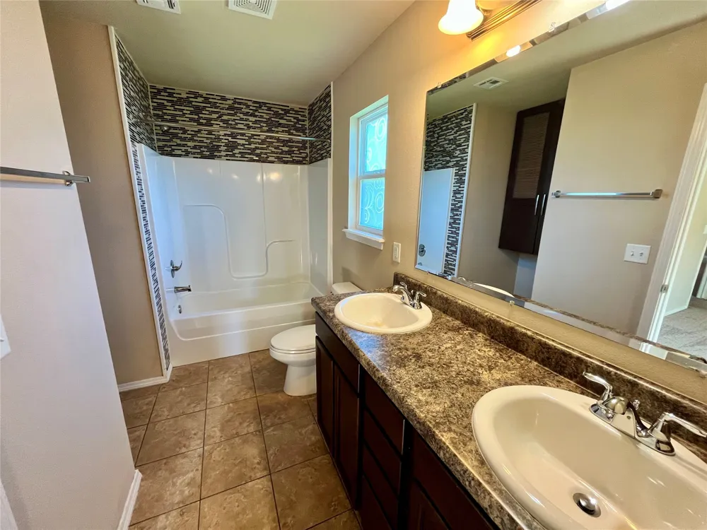 14795 S Hickory Place Glenpool, OK 74033