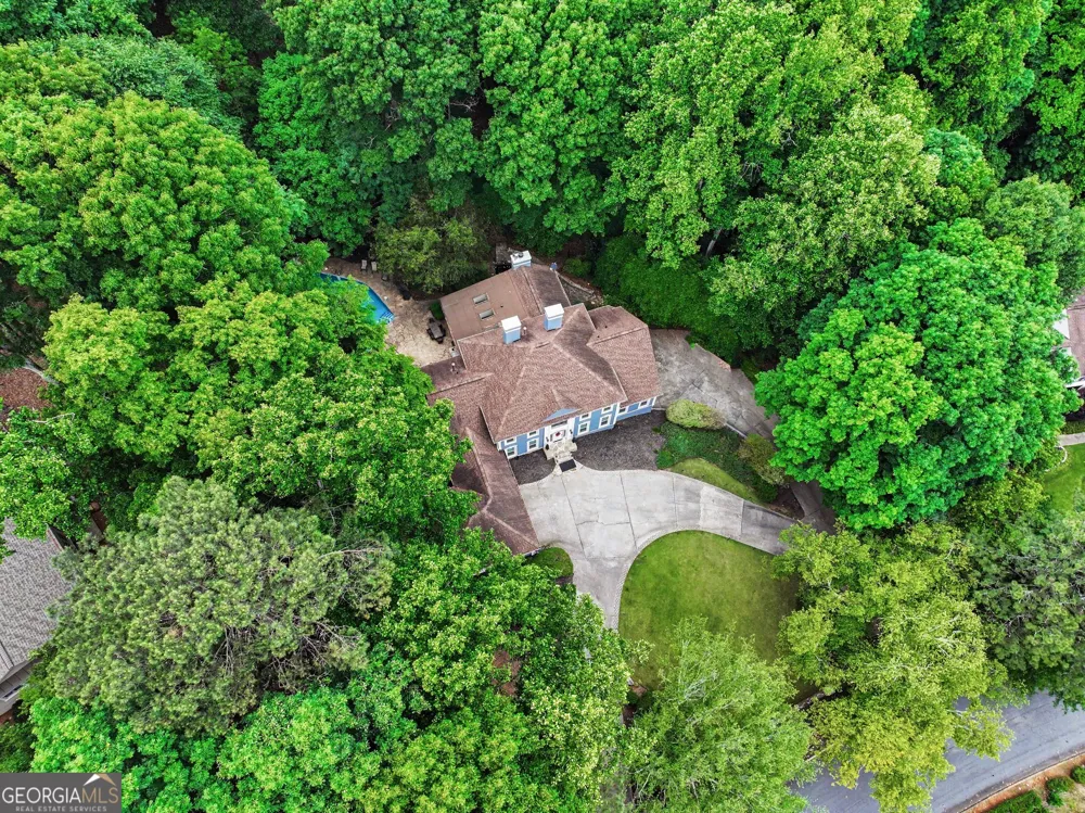 590 Valley Hall DR Atlanta, GA 30350
