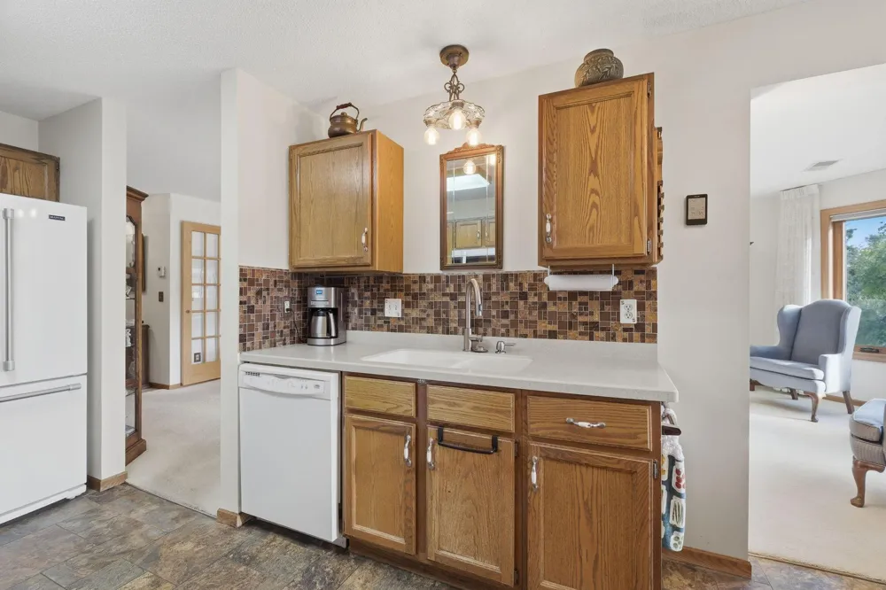 32 11th Avenue S #216 Hopkins, MN 55343