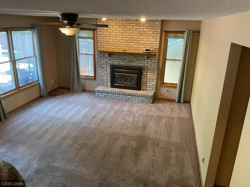2145 14th Avenue E North Saint Paul, MN 55109