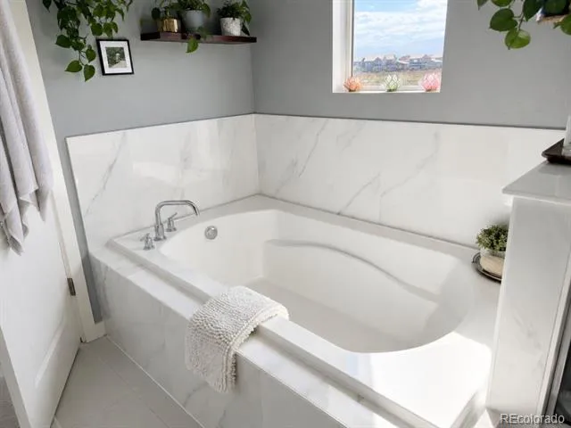 684 Piedmontese Street Johnstown, CO 80534