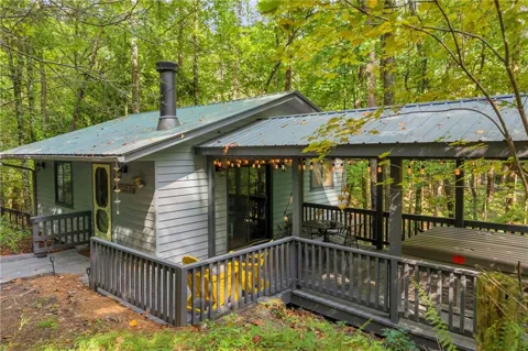 43 Whispering Pines Lane