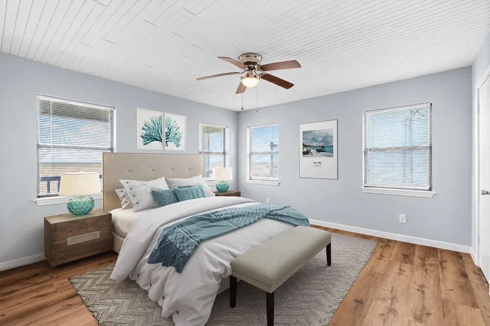 645 3rd Street San Leon, TX 77539