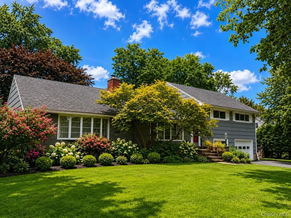 10 Eastland Avenue Call Listing Agent, NY 12078