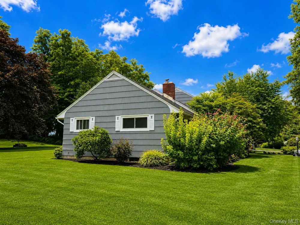 10 Eastland Avenue Call Listing Agent, NY 12078