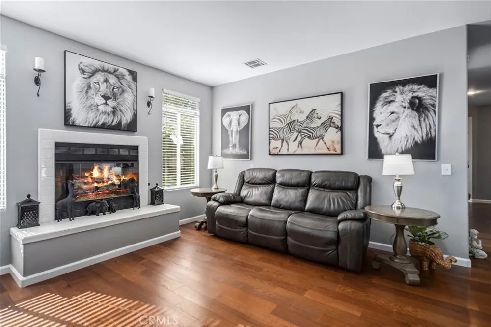 42031 Crestland Lancaster, CA 93536