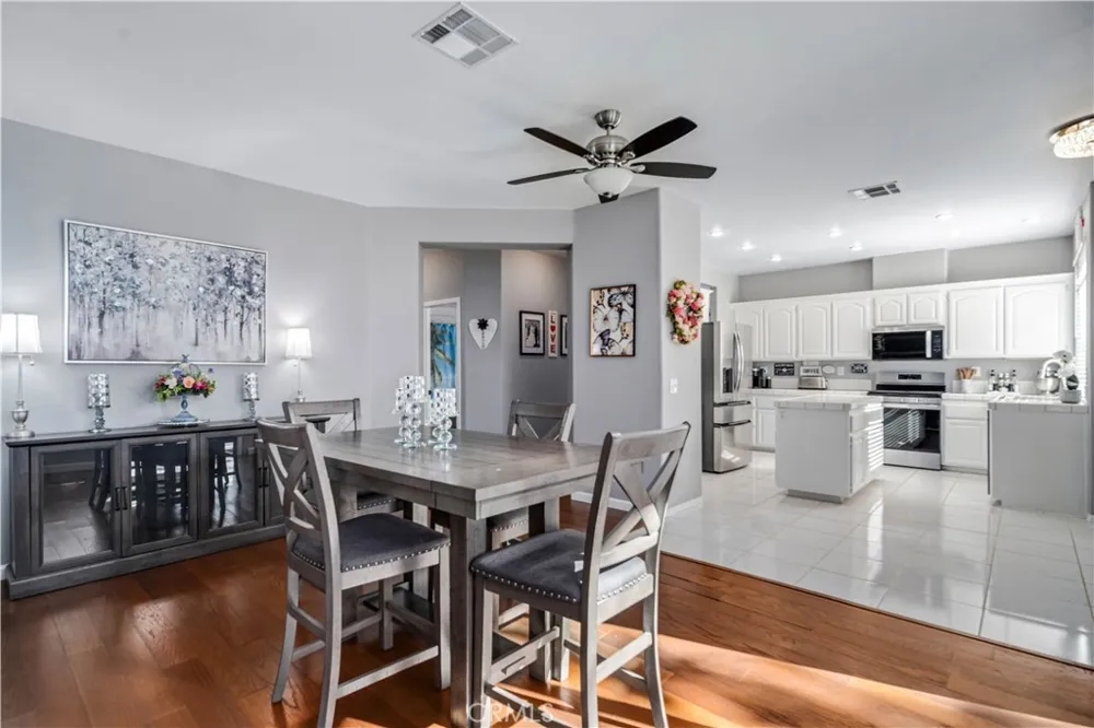 42031 Crestland Lancaster, CA 93536