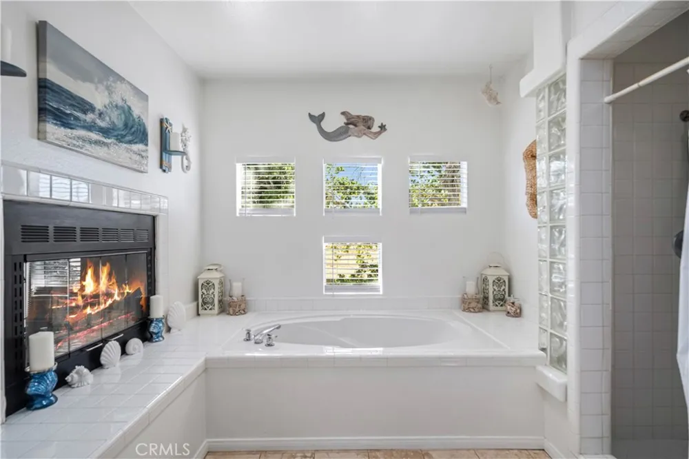 42031 Crestland Lancaster, CA 93536