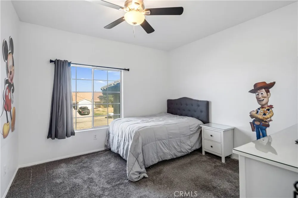 42031 Crestland Lancaster, CA 93536