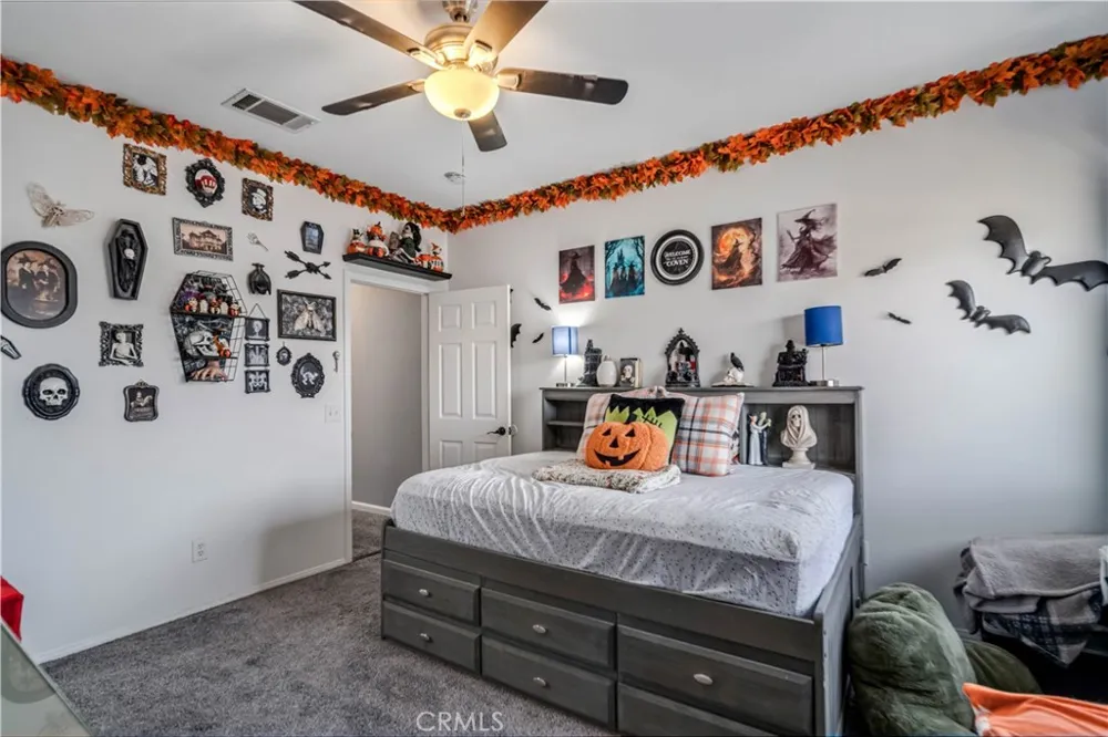 42031 Crestland Lancaster, CA 93536