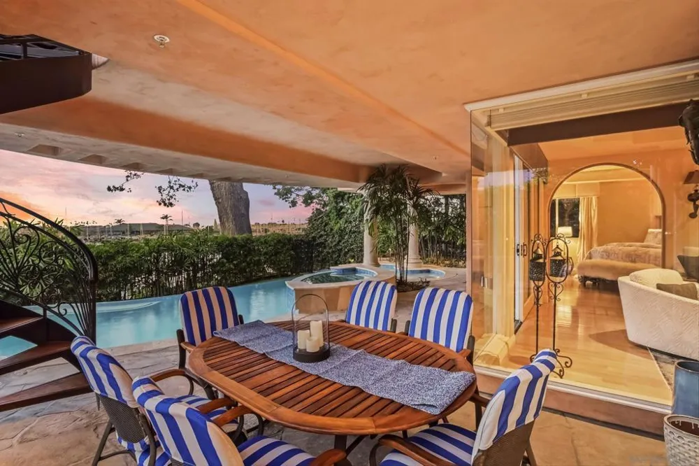 741 Rosecrans San Diego, CA 92106