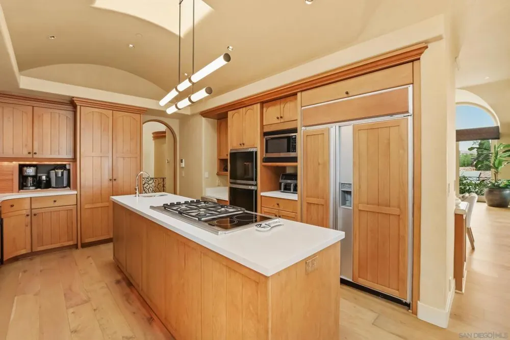 741 Rosecrans San Diego, CA 92106