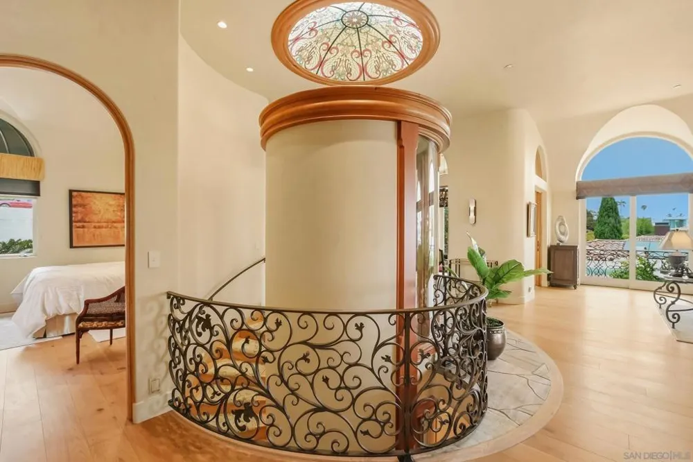 741 Rosecrans San Diego, CA 92106