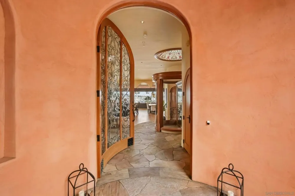 741 Rosecrans San Diego, CA 92106