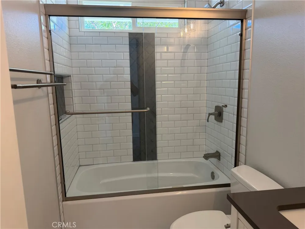 1 Amberleaf Irvine, CA 92614