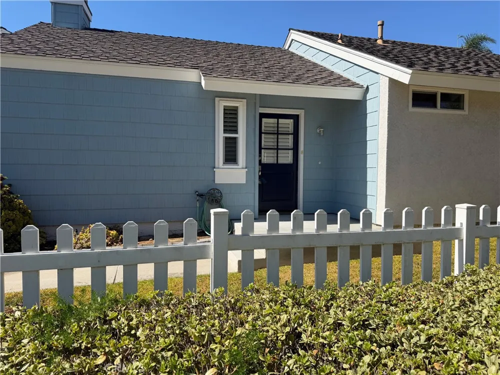 1 Amberleaf Irvine, CA 92614