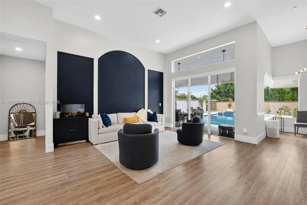 6640 NW 41st St Coral Springs, FL 33067