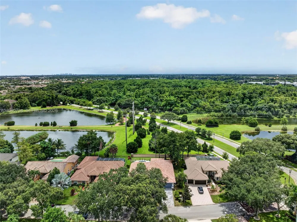 6640 NW 41st St Coral Springs, FL 33067