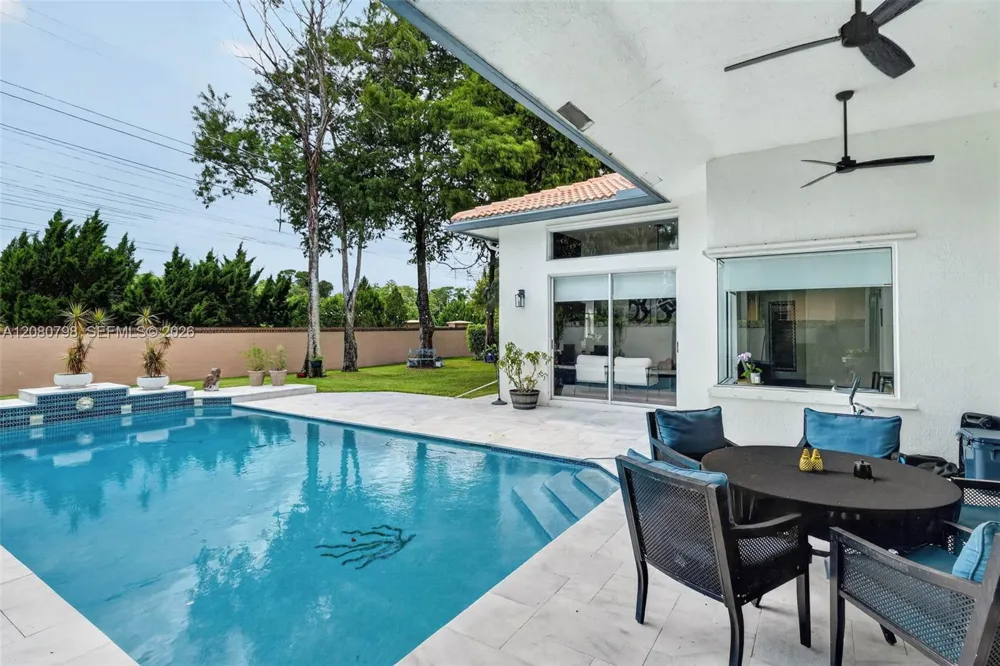 6640 NW 41st St Coral Springs, FL 33067