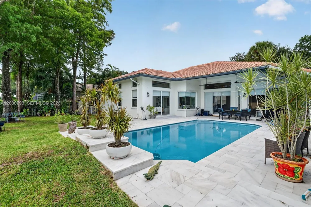 6640 NW 41st St Coral Springs, FL 33067