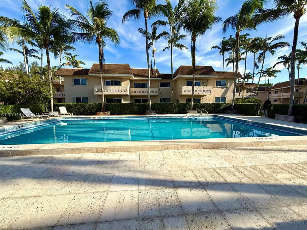 14500 SW 88th Ave #258 Palmetto Bay, FL 33176