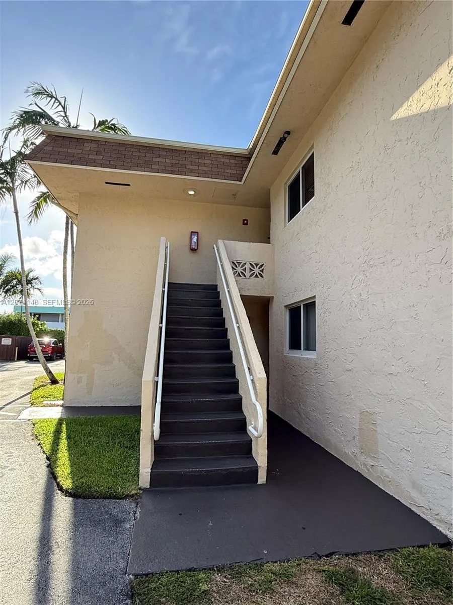 14500 SW 88th Ave #258 Palmetto Bay, FL 33176