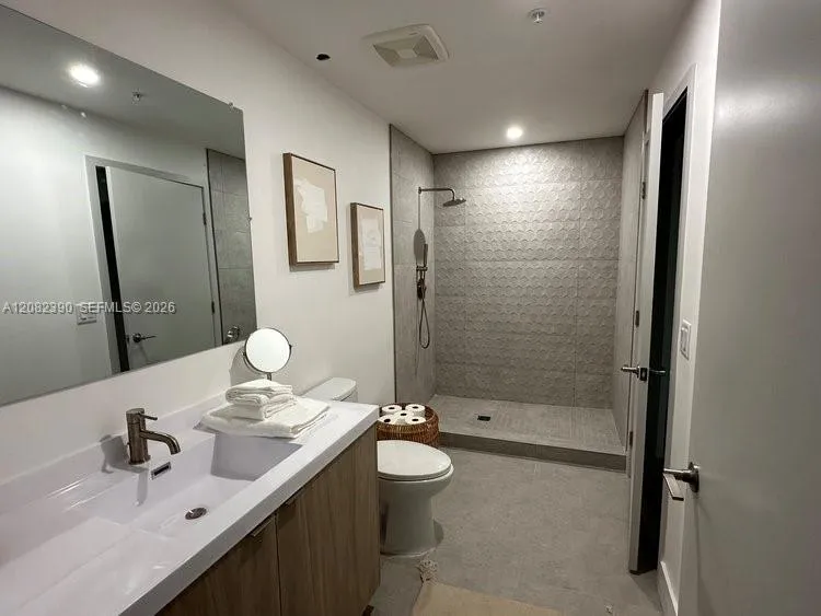 1155 NE 126th St #733 North Miami, FL 33161