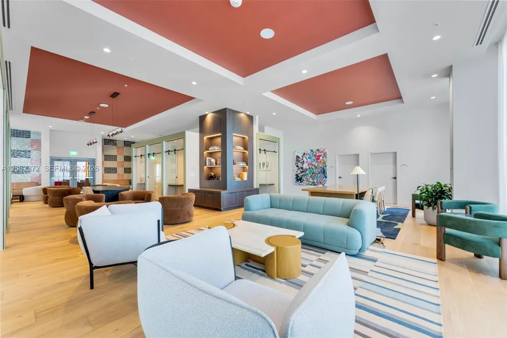 11 NE 6th St #2209 Miami, FL 33132