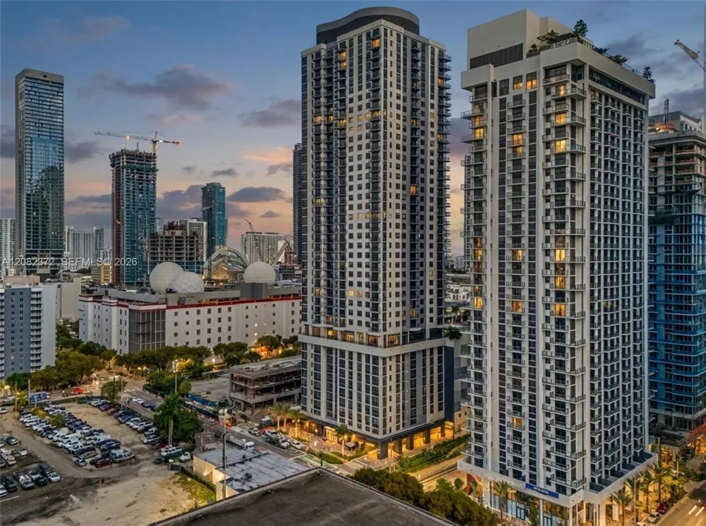 11 NE 6th St #2209 Miami, FL 33132